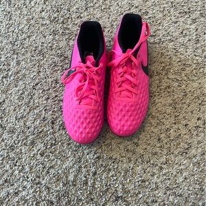 Nike Bright Pink Women’s Size 5 Soccer Cleats
